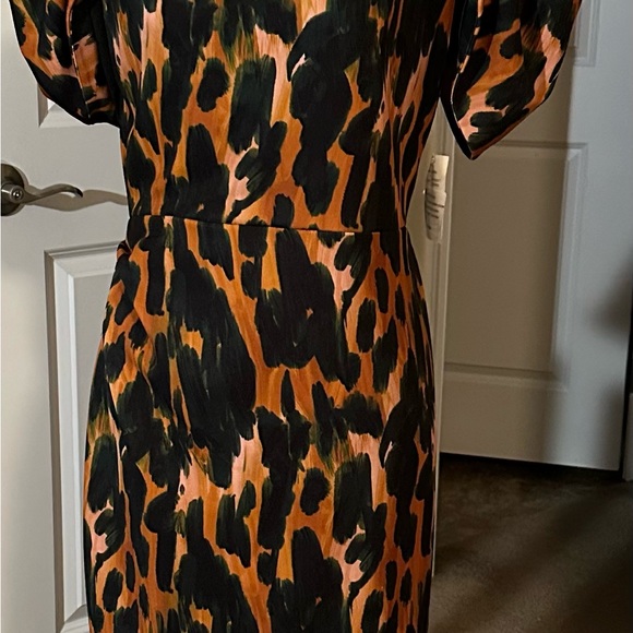 Alexia Admor NWT Capped sleeve leopard print dress - Picture 6 of 6